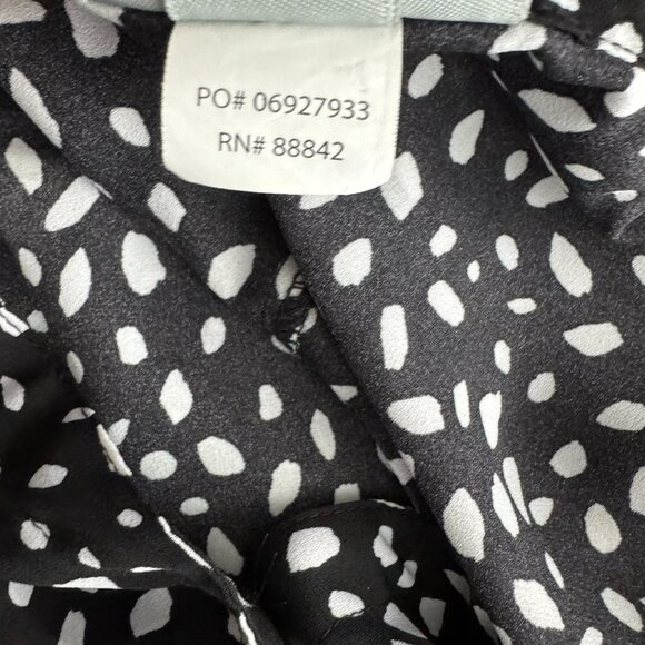 Catherines Top Shirt Blouse 3X Button Front Black White Print Tab Sleeve TP-3613 - Picture 9 of 10